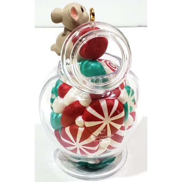 Hallmark CANDY CAPER Christmas Ornament mouse in jar of mint & sweets Dated 1994 - Picture 6 of 16